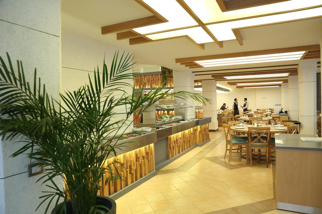 Serenada Golden Palace - Boutique Hotel Beirut Exterior foto